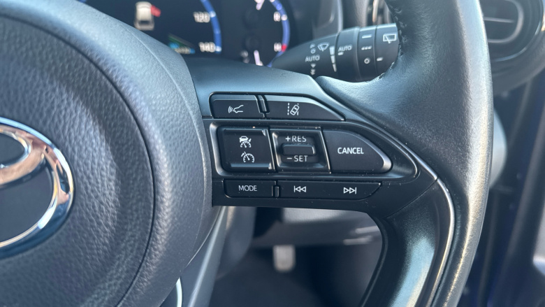 Toyota Yaris Cross 1.5 Hybrid Design 5dr CVT Hybrid Estate